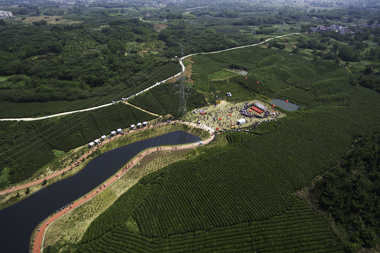 “DJI_0143”为智能对象-1