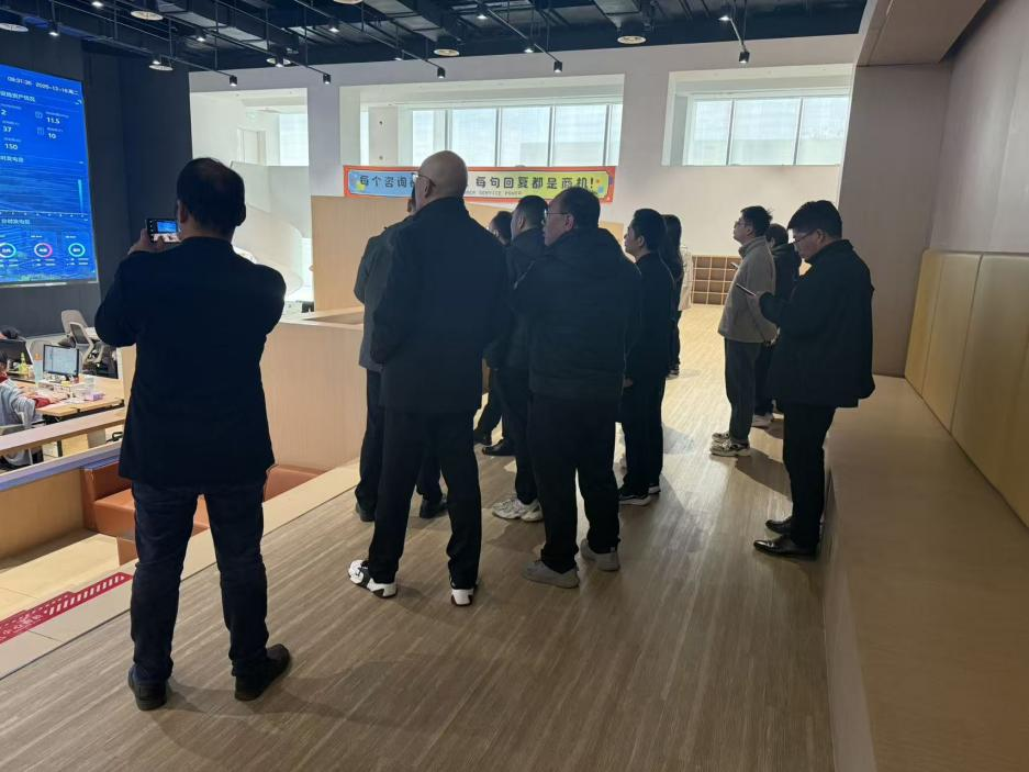 市工信局组织企业参观卓越级智能工厂 学习先进经验助推产业升级