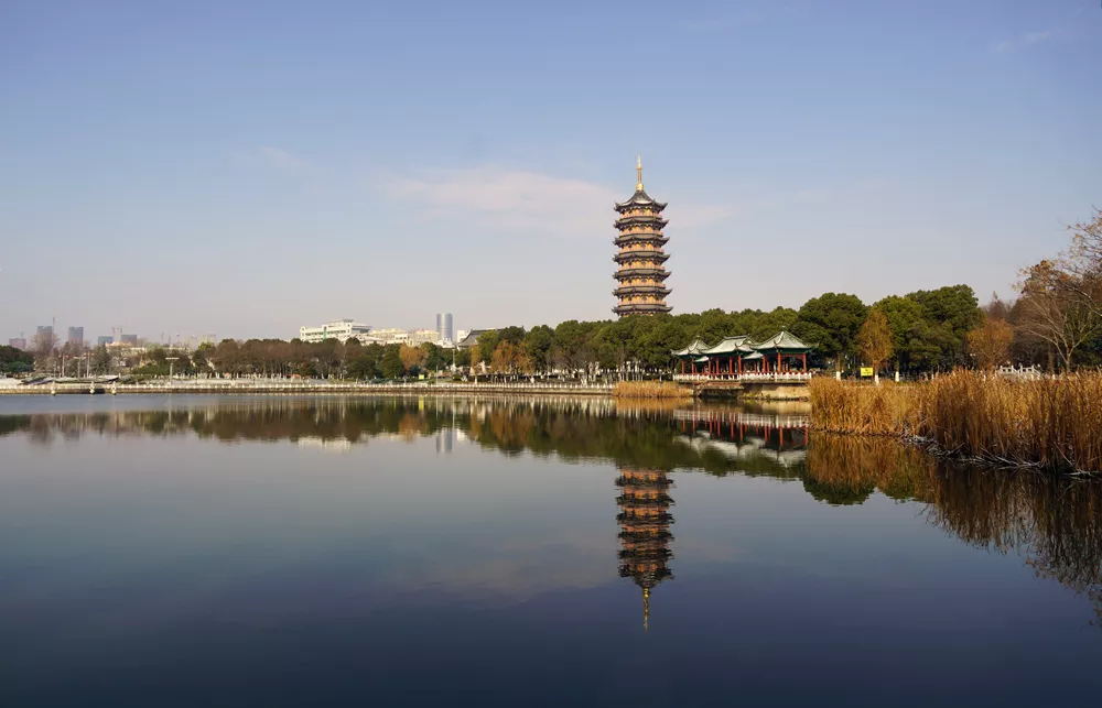 句容市人民政府