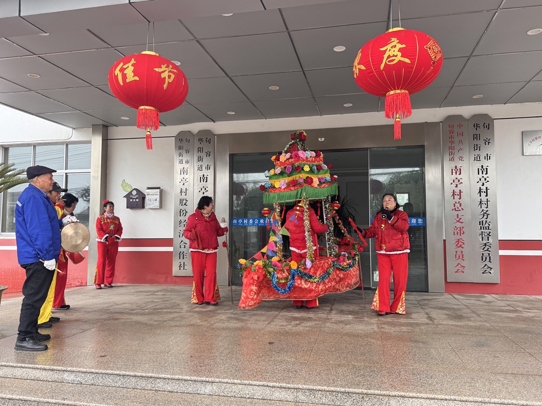 华阳街道：花船闹新春 非遗传古韵